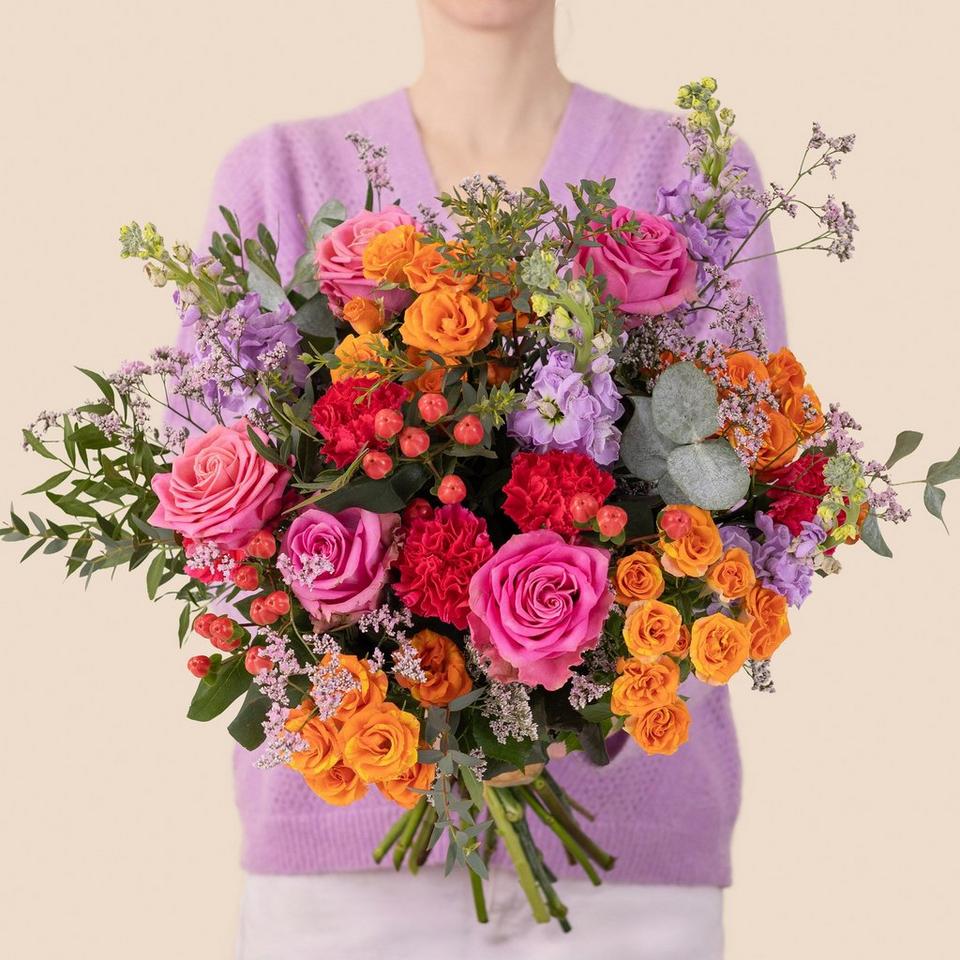 Image 4 of 4 of Multicolor palette bouquet