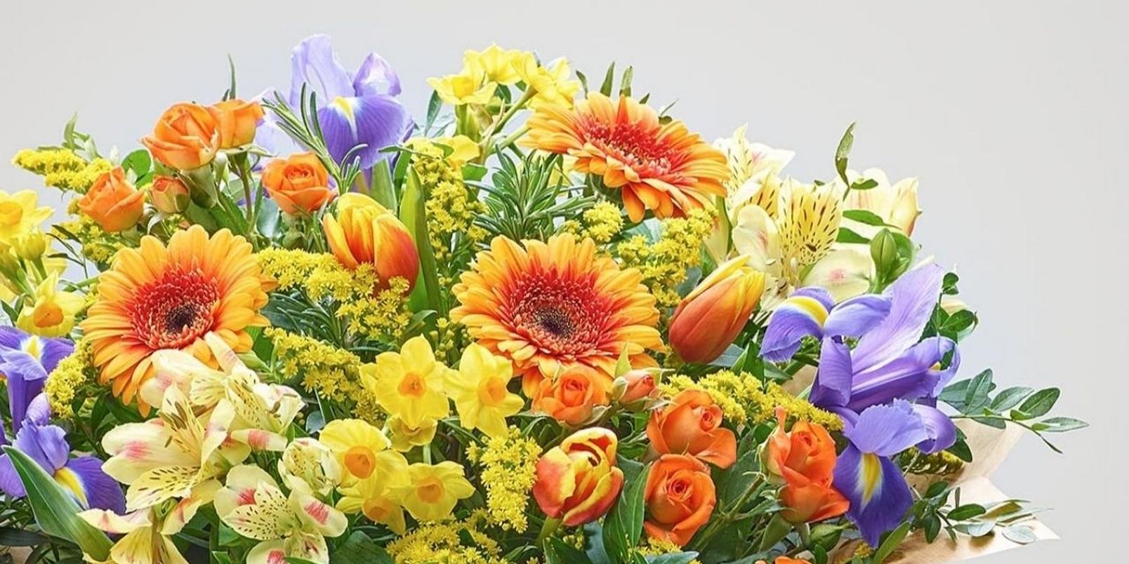 Add-a-subheading-25-spring-bouquet