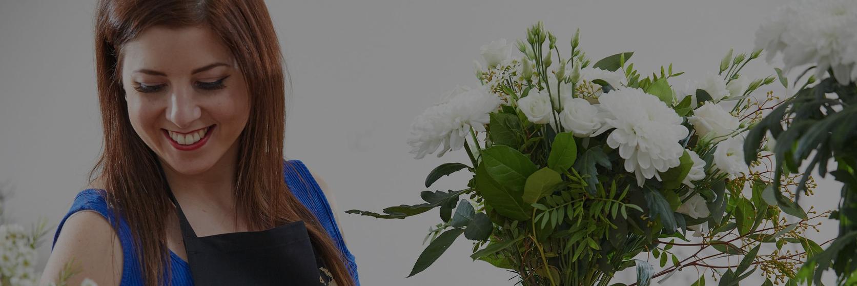 Award-winning-wedding-florist-wales-1