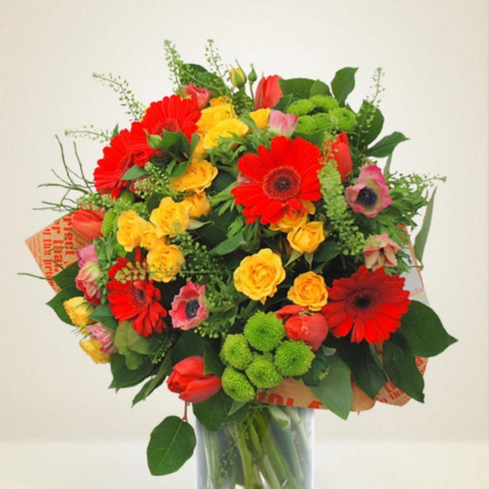 Image 1 of 1 of Colorful bouquet