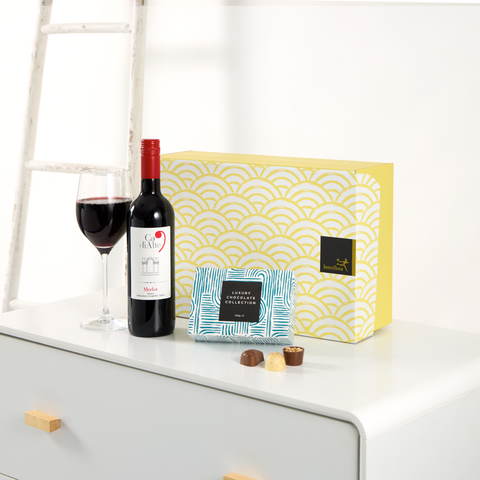 Red Wine & Chocolates Gift Set