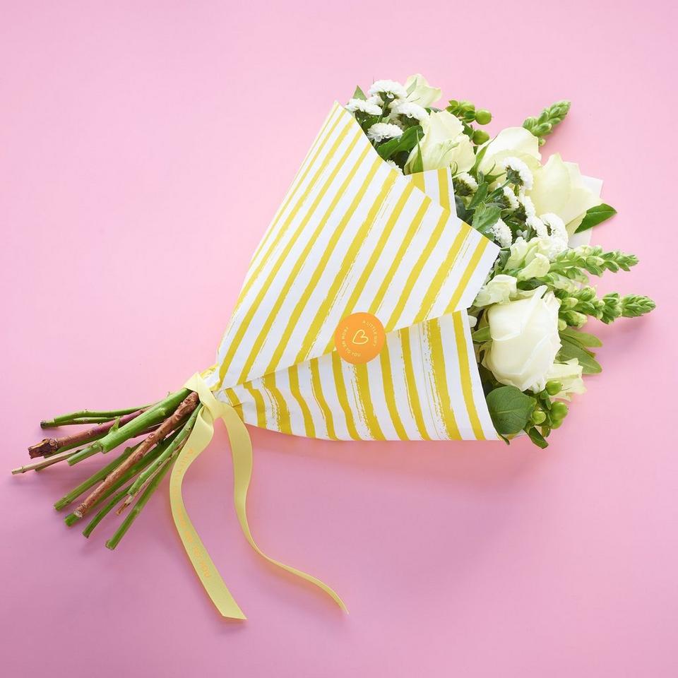 The Perfect Little Flower-Shaped Hug