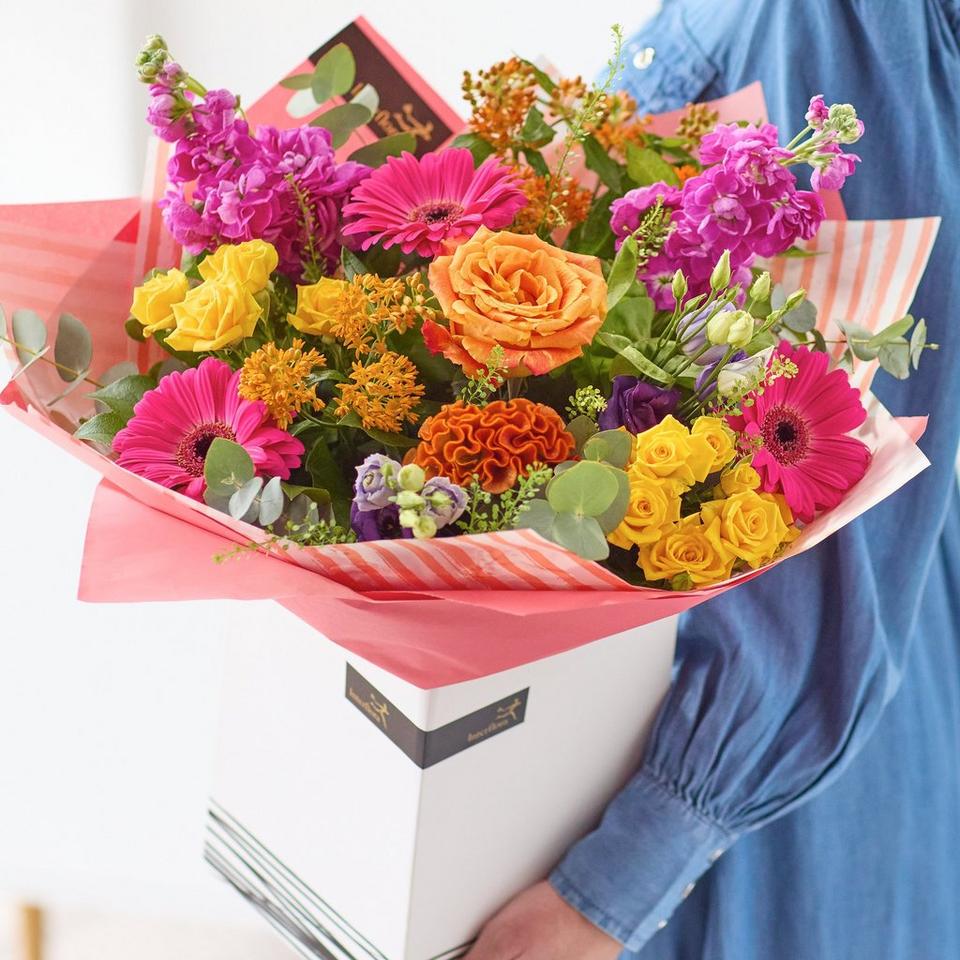 Deluxe Bright Bouquet