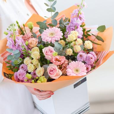 Extra Luxurious Pastel Bouquet