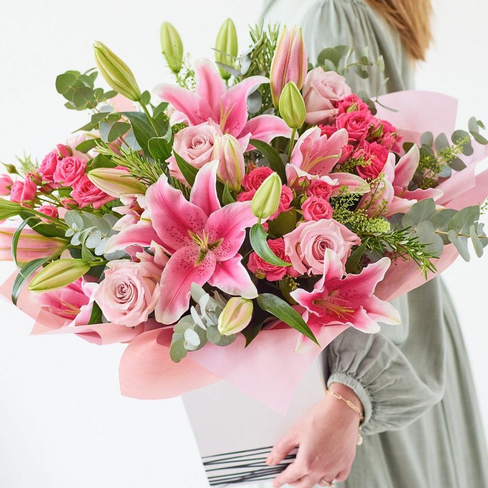 Luxurious Pink Rose and Lily Bouquet