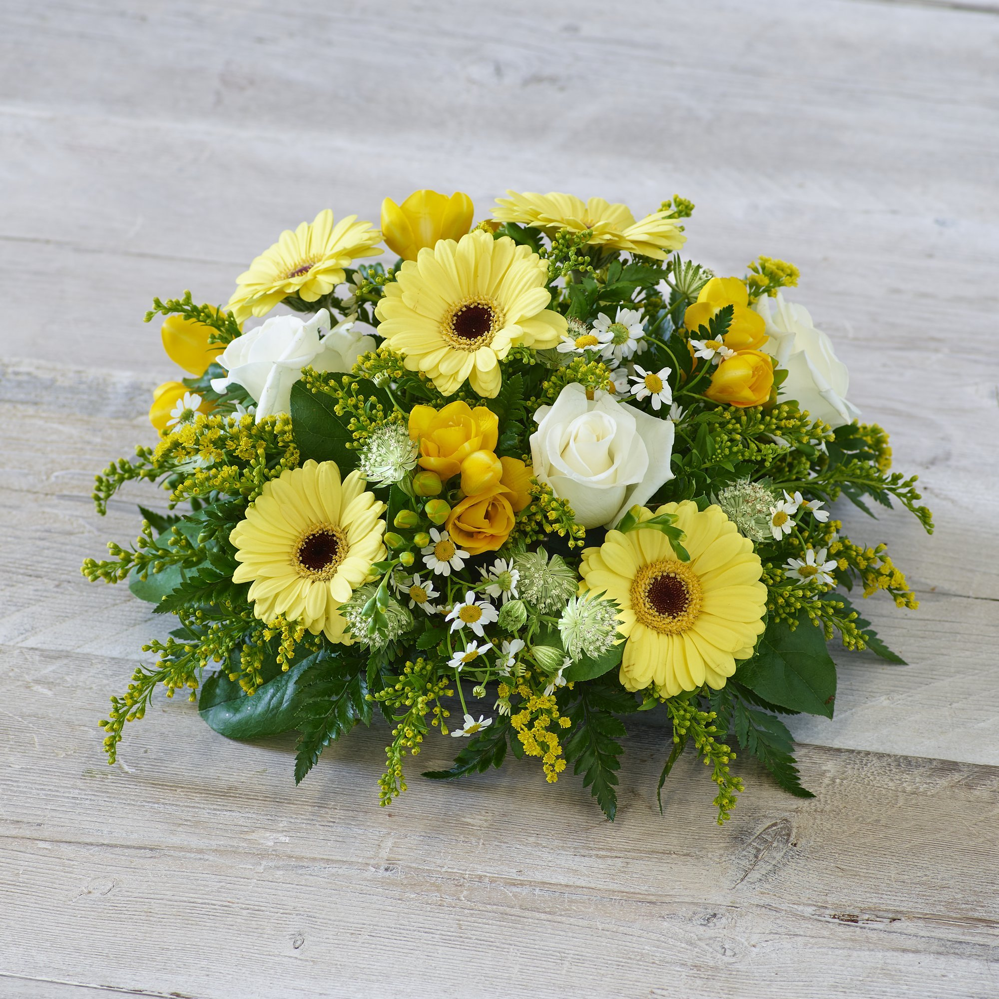 Scented Yellow Posy image