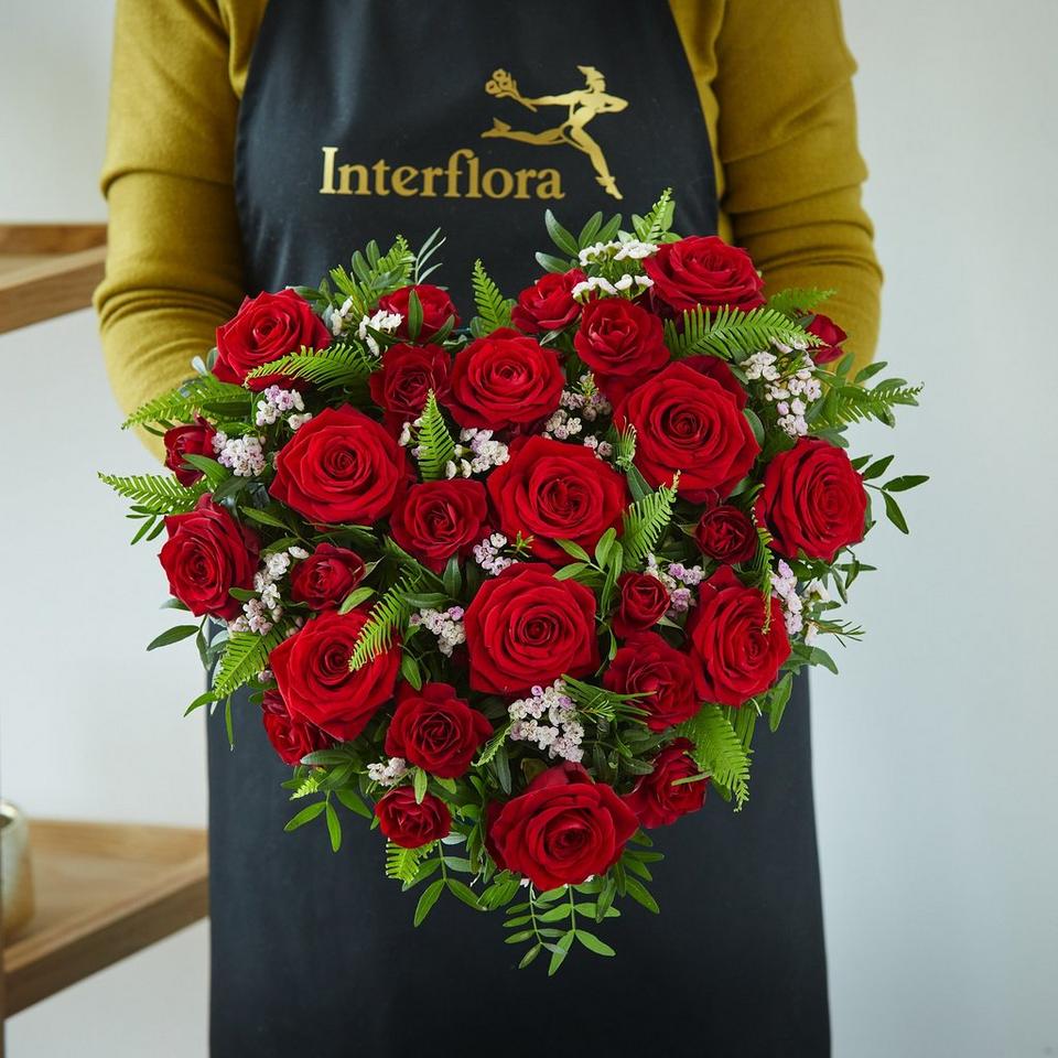 Meaningful tributes, made by hand