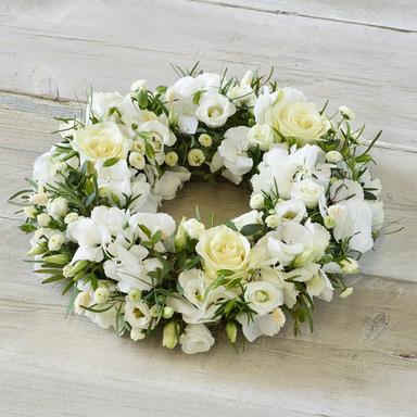 Funeral Flowers for Men: Types & Personal Touches