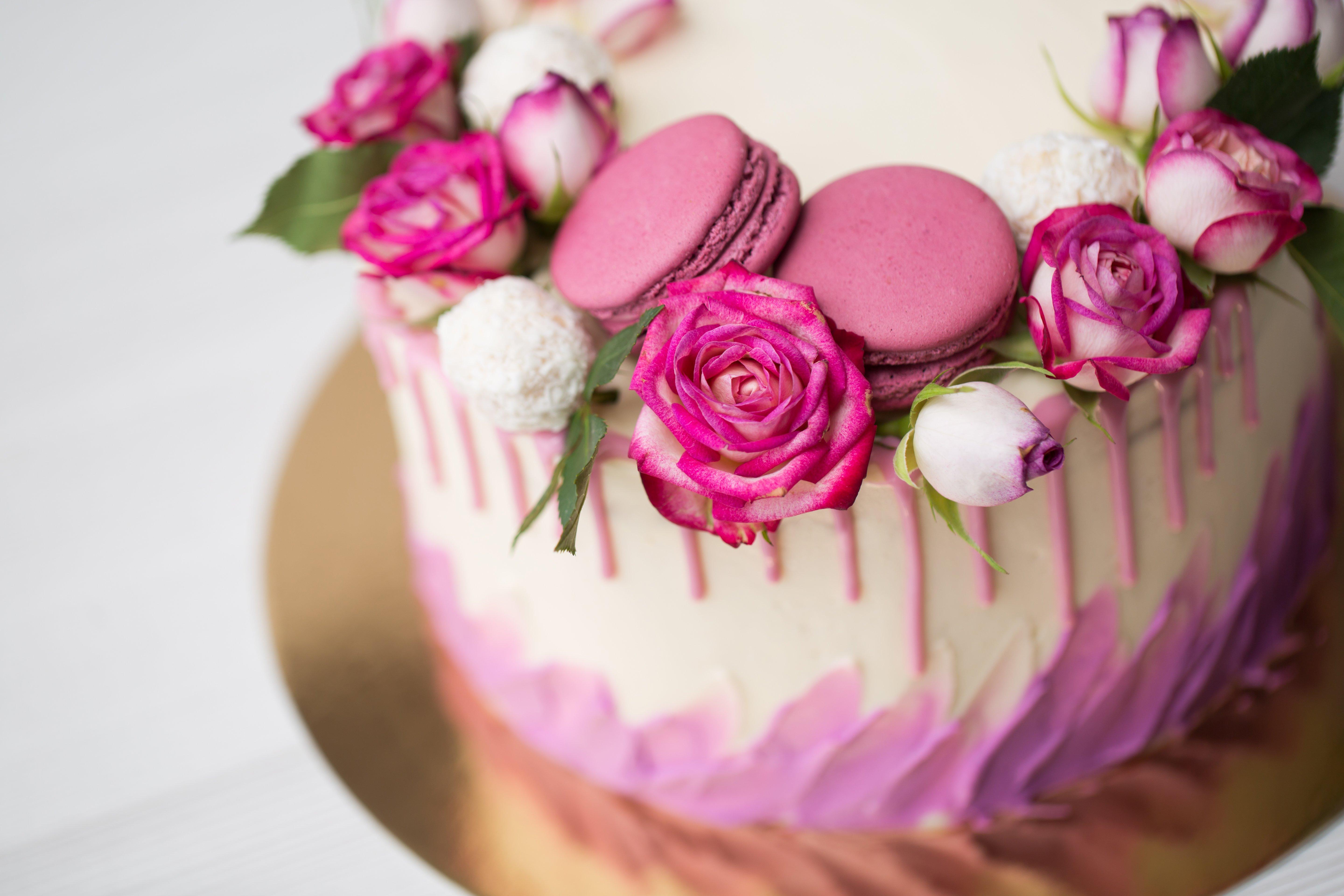 real flower birthday cake