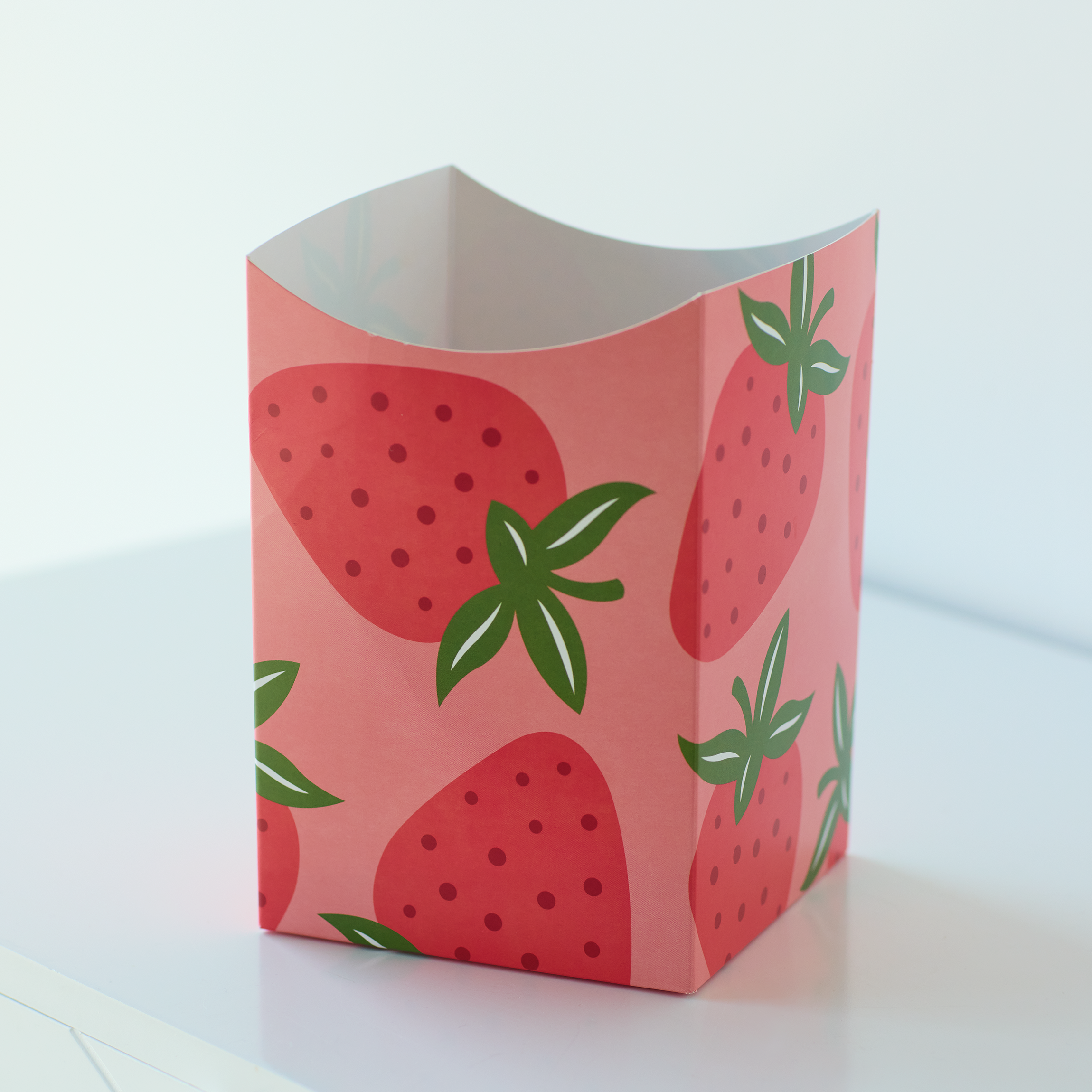 Image 4 of 4 of Strawberry Gift Box