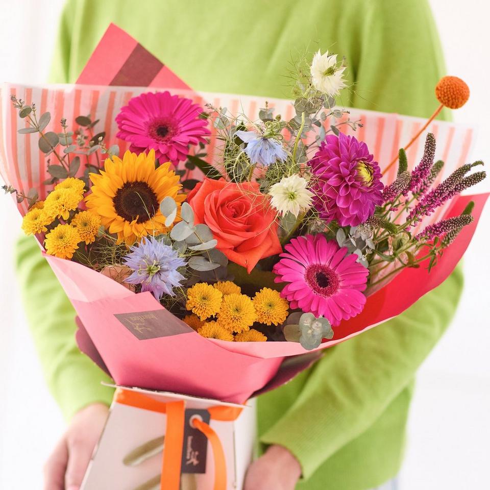 Bright Summer Trending Bouquet without Lilies