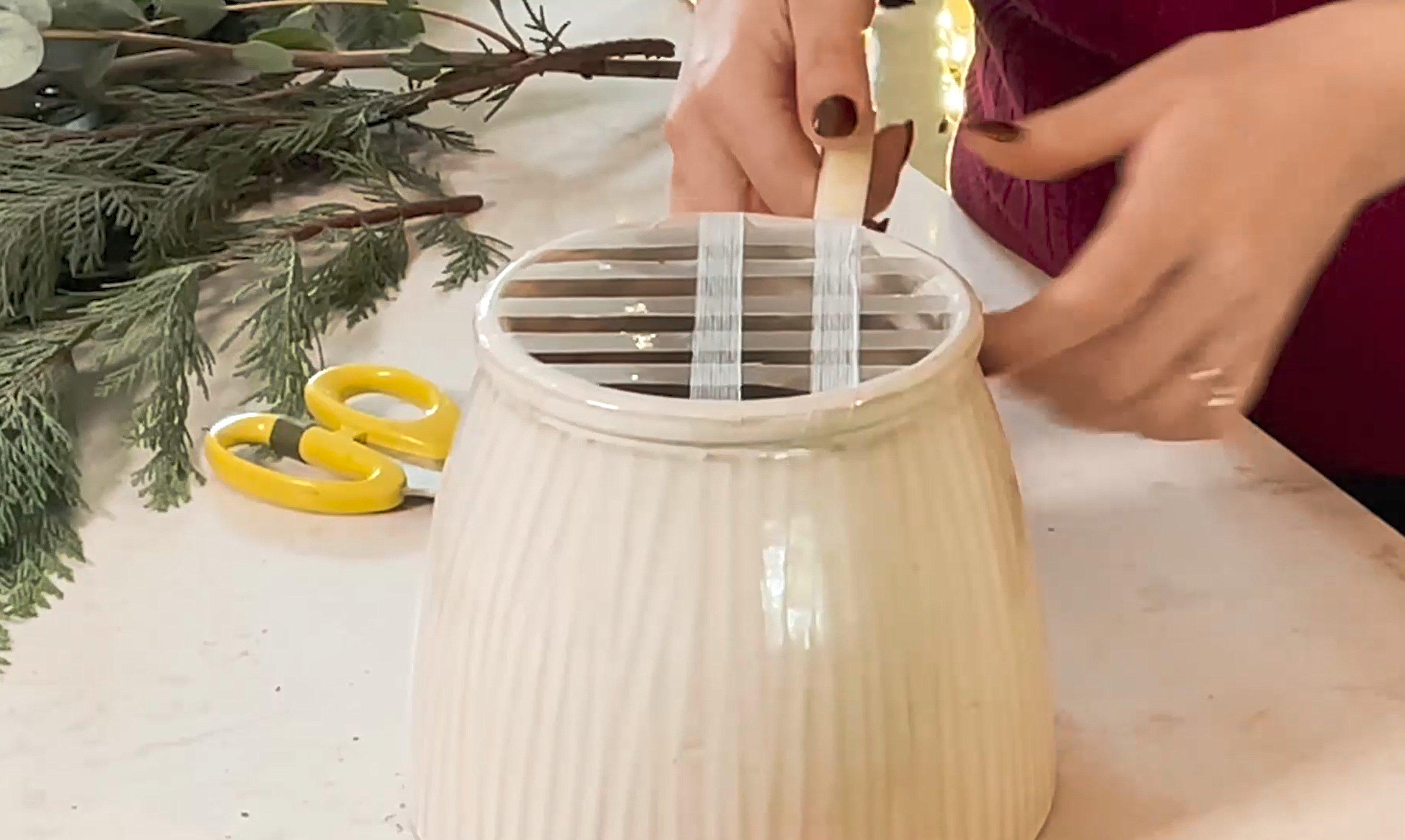 How to Make a Christmas Table centrepiece 3