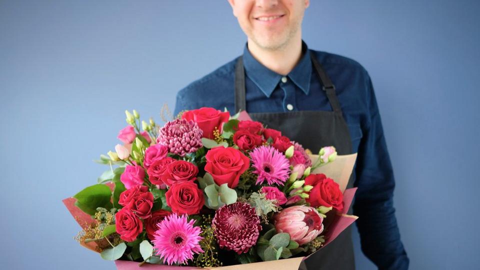 Interflora-luxury-pink-red-bouquet