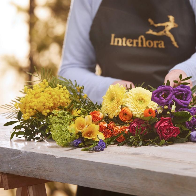 Interflora060121-2309