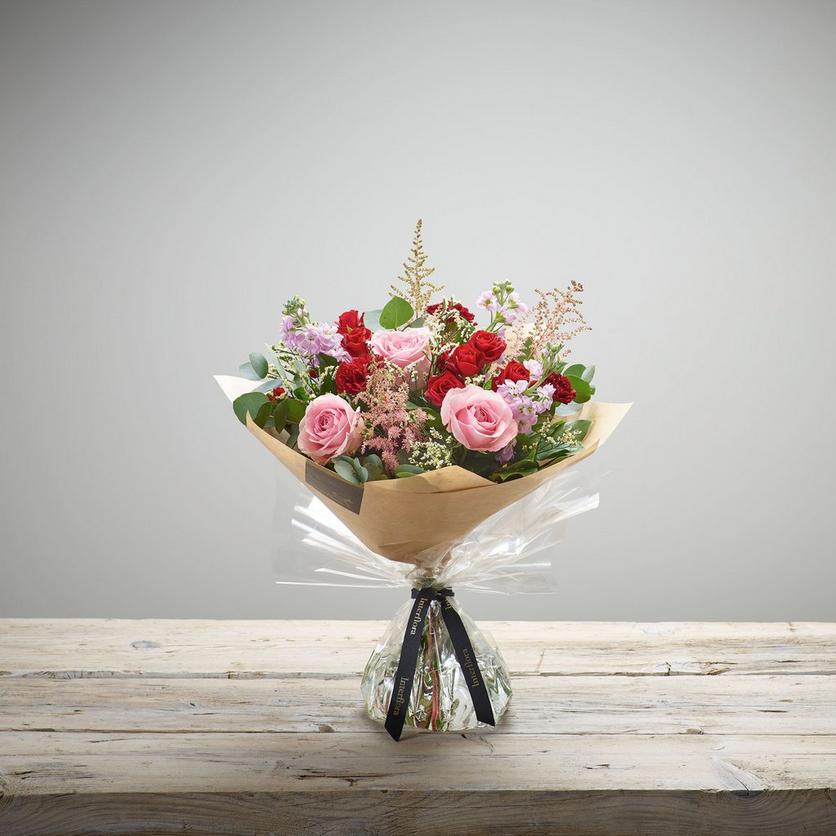 Interflora140720-HT5