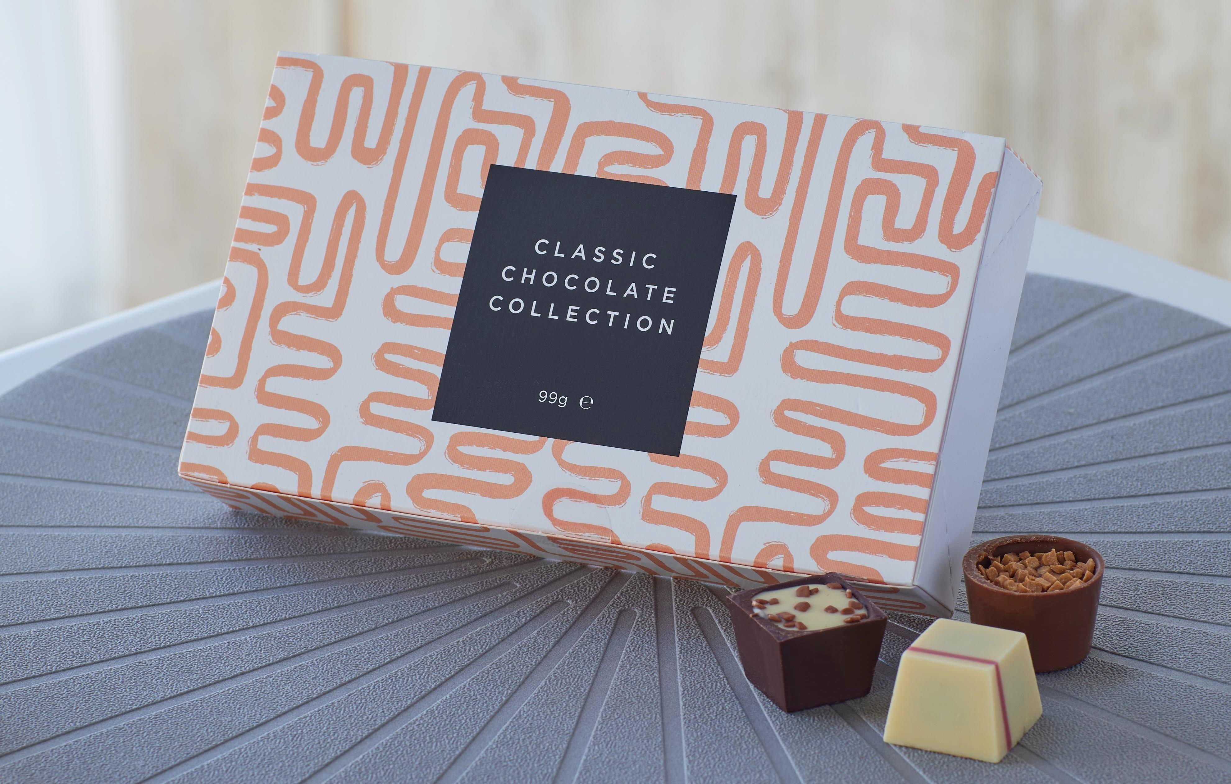 Interflora150124-SINGLECHOCS-open-crop-2