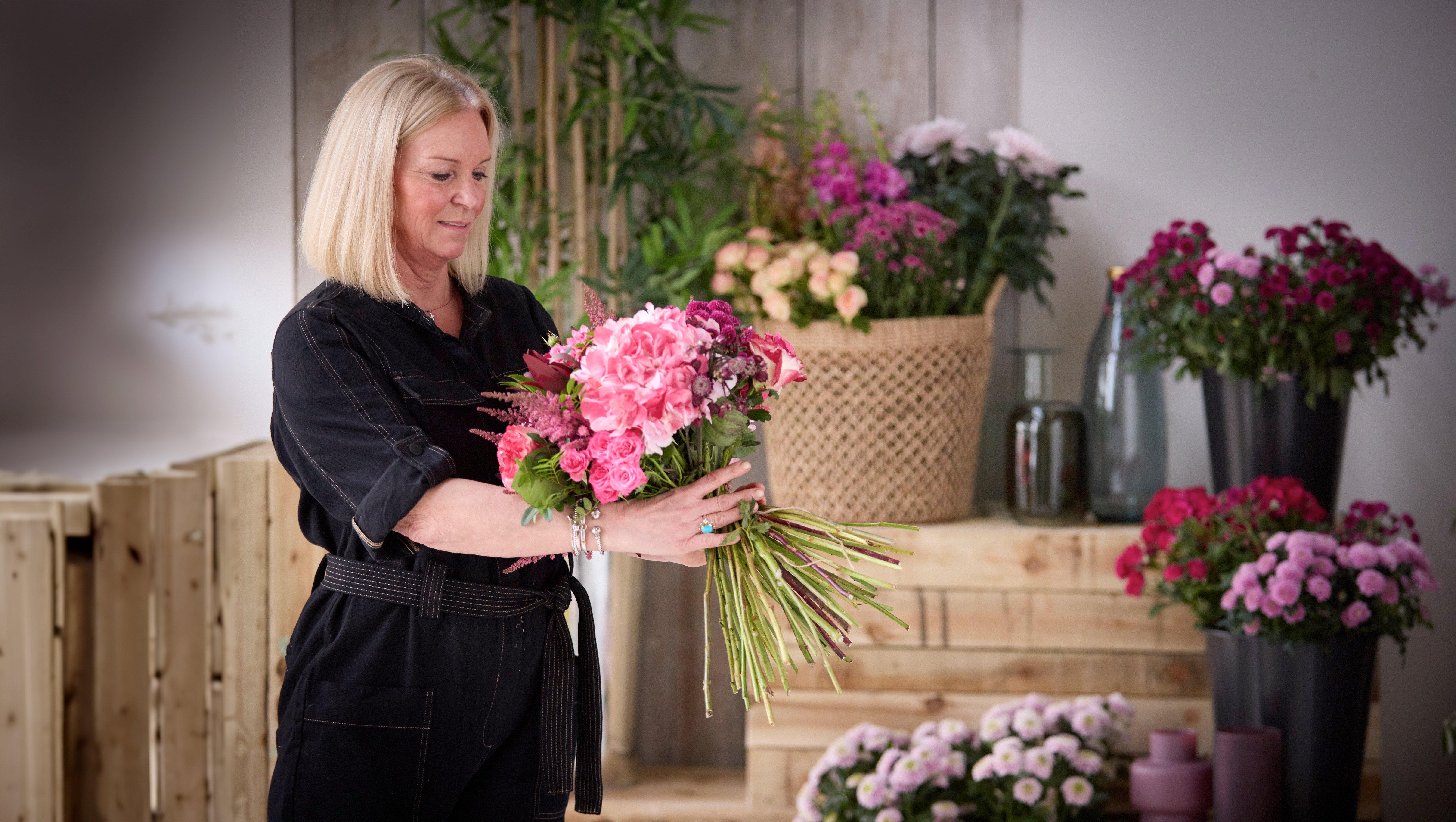 Spring Flower Delivery Same Day Delivery Interflora