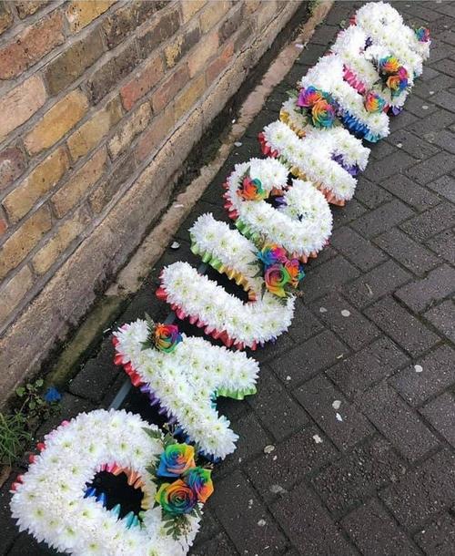 Joanne_Price-AG_Price-daughter-funeral-lettering