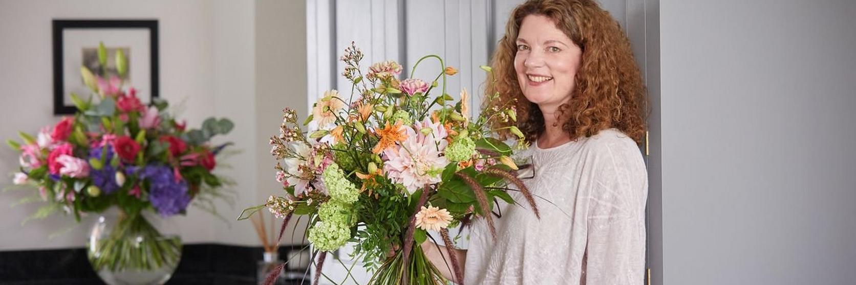 Laura-leong-interflora-florist-year-2018-1