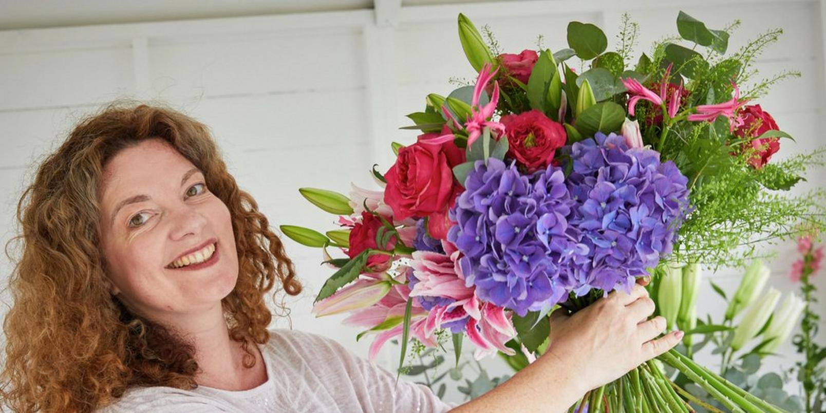 Laura-leong-interflora-florist-year-2018-3