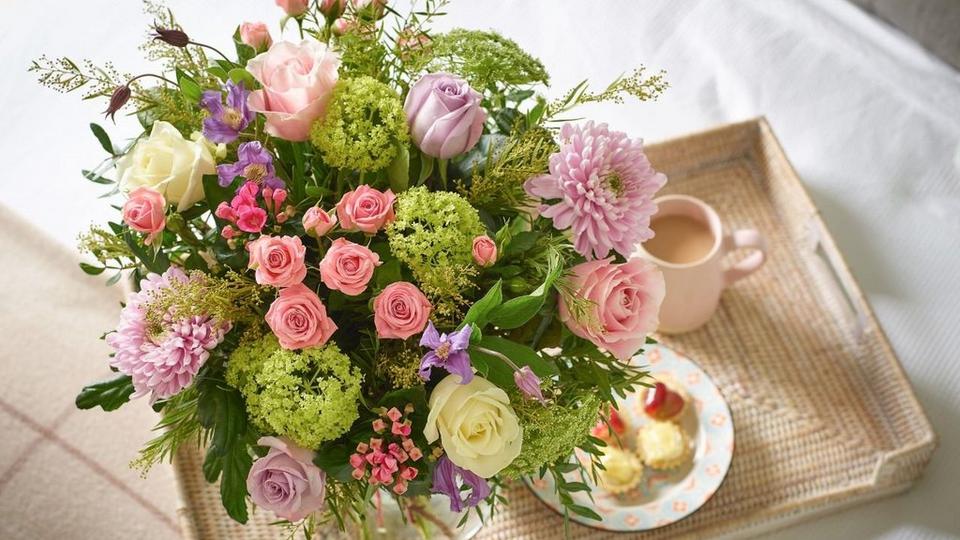 Mothers-day-flowers-by-florist-2