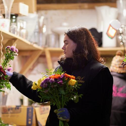 SHOPS_051223-00572