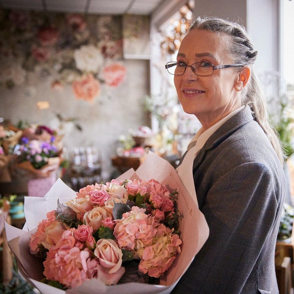 Image 3 of 4 of Large Pink Flower Wrap