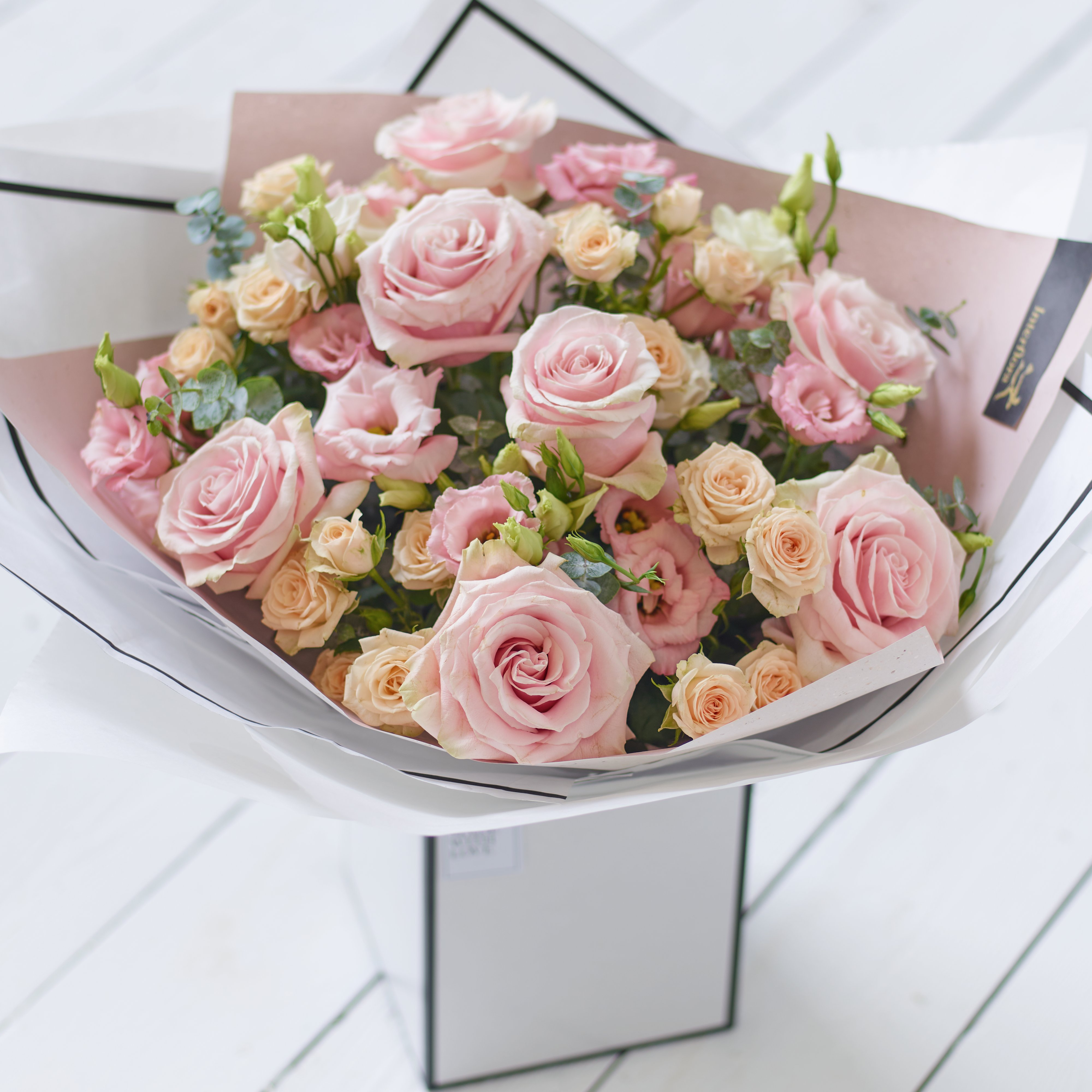 Image 3 of 6 of Luxury Pink Bouquet