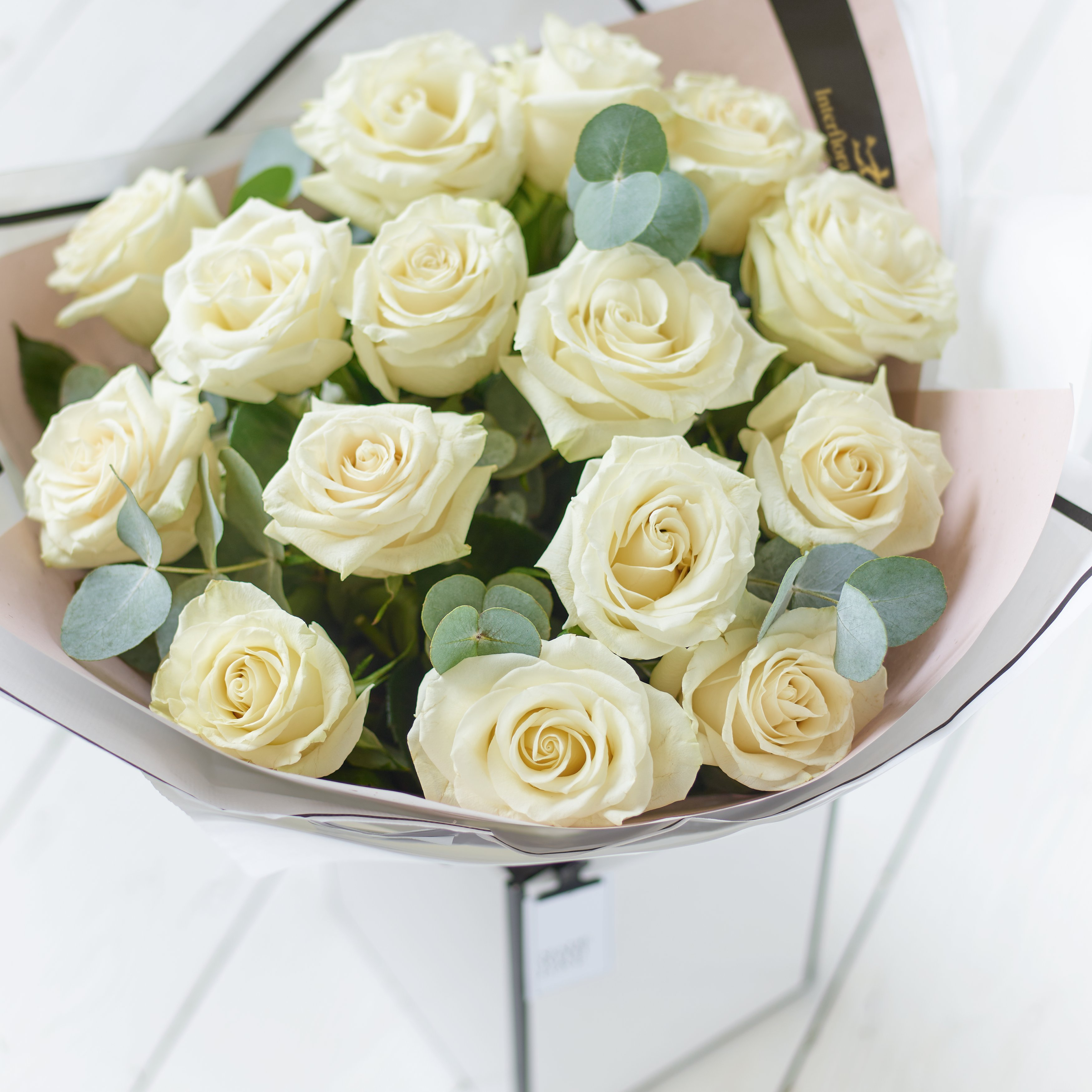 White Rose with Light Pink Glitter - 1 Stem Rose Bouquets – Flowers For  Fundraising