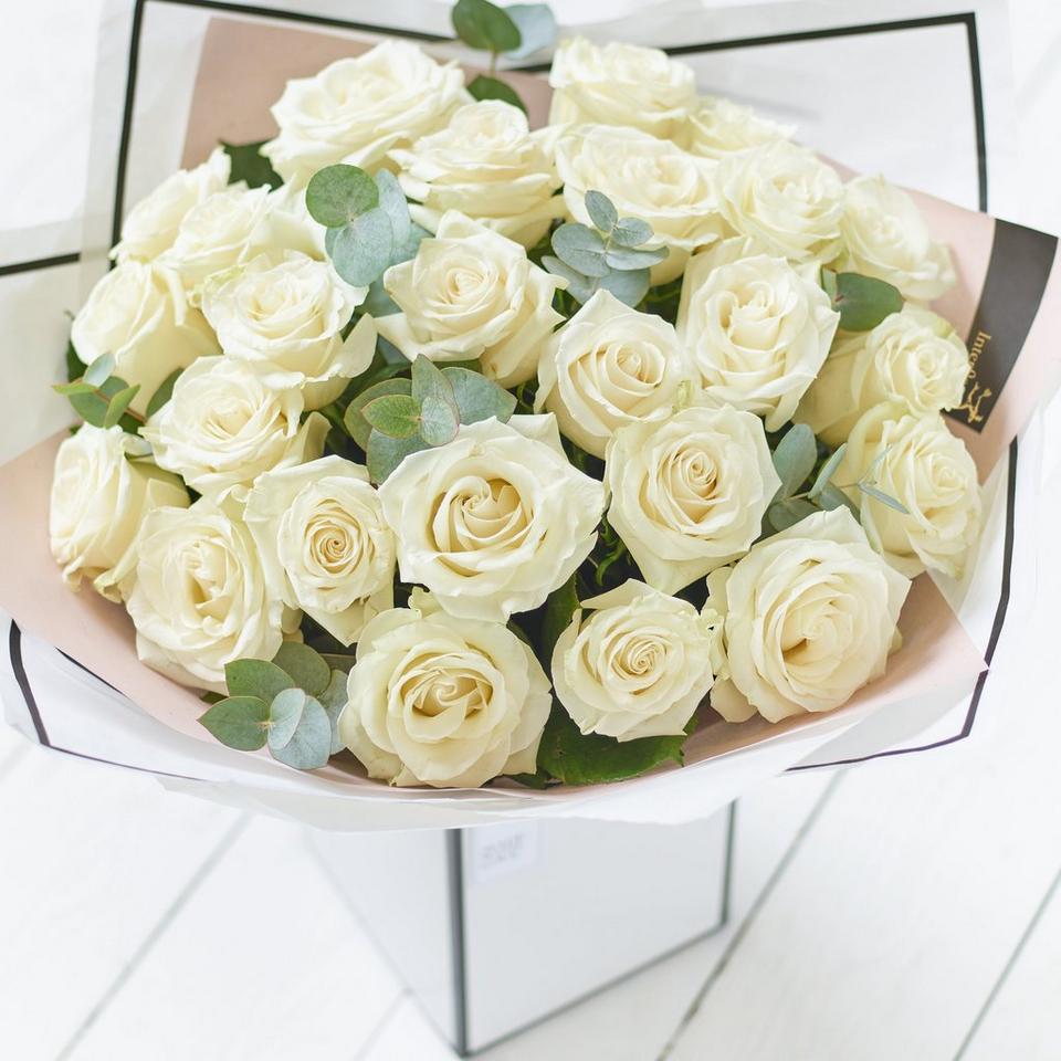 Beautifully Simple Luxury White Rose Bouquet