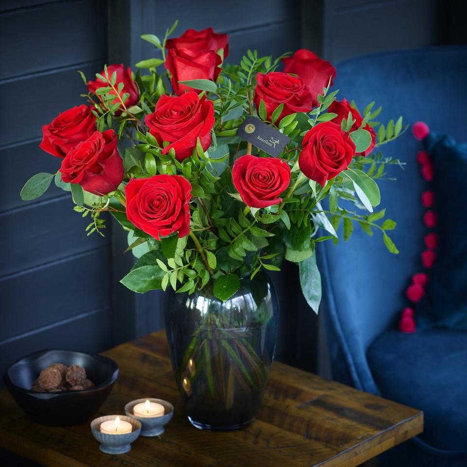 Image 3 of 5 of Luxury Dozen Red Roses
