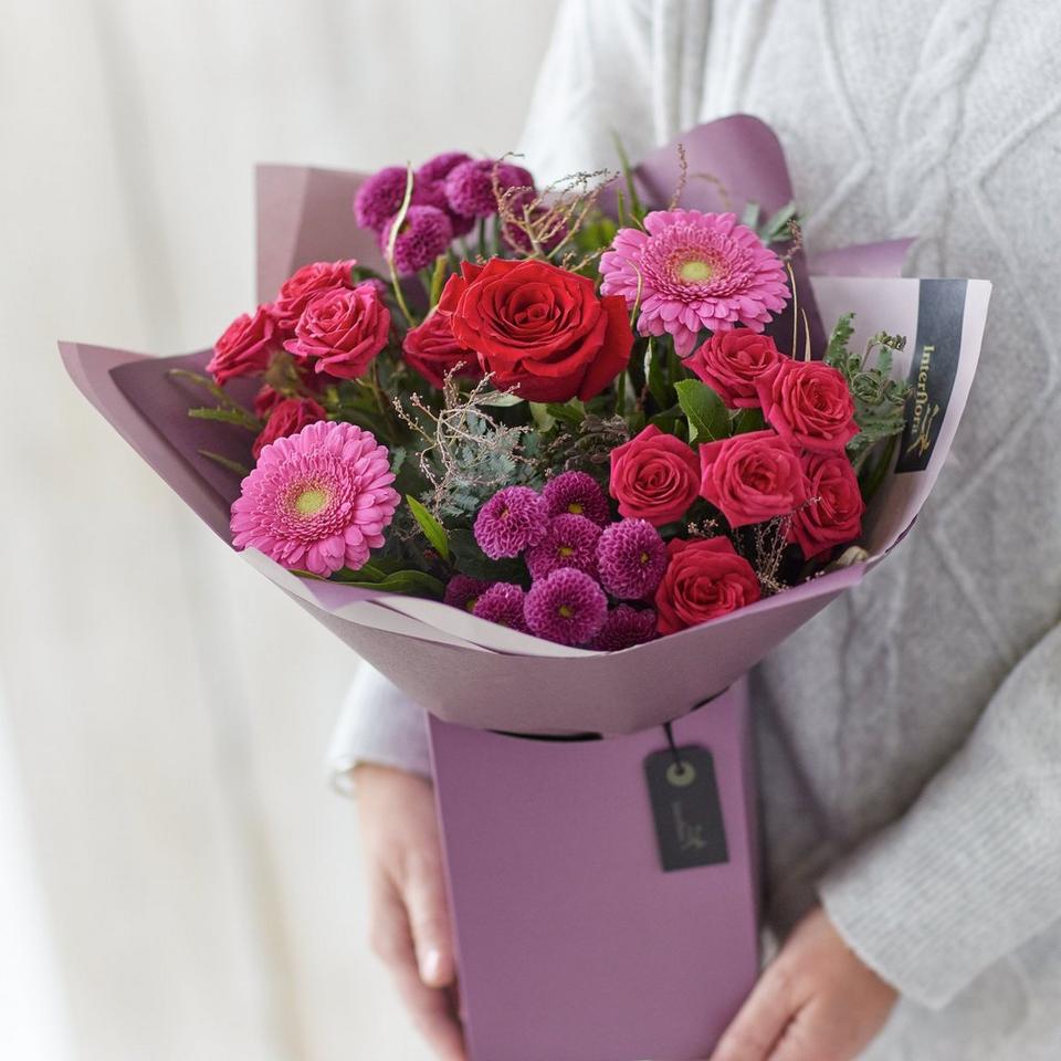 Image 1 of 5 of Half Dozen Red Rose Romantic Gift Box