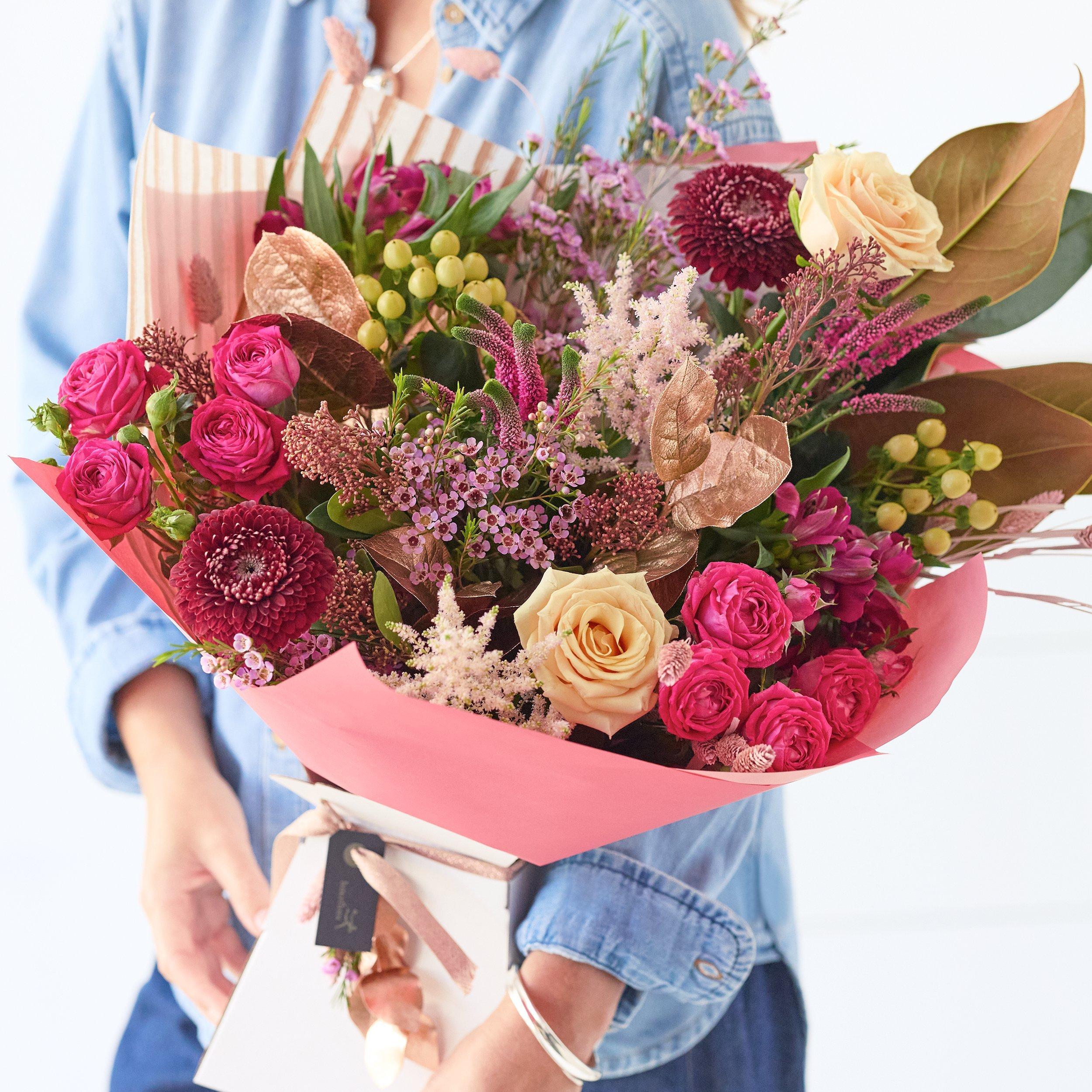 Majestic Trending Festive Bouquet Same Day Interflora