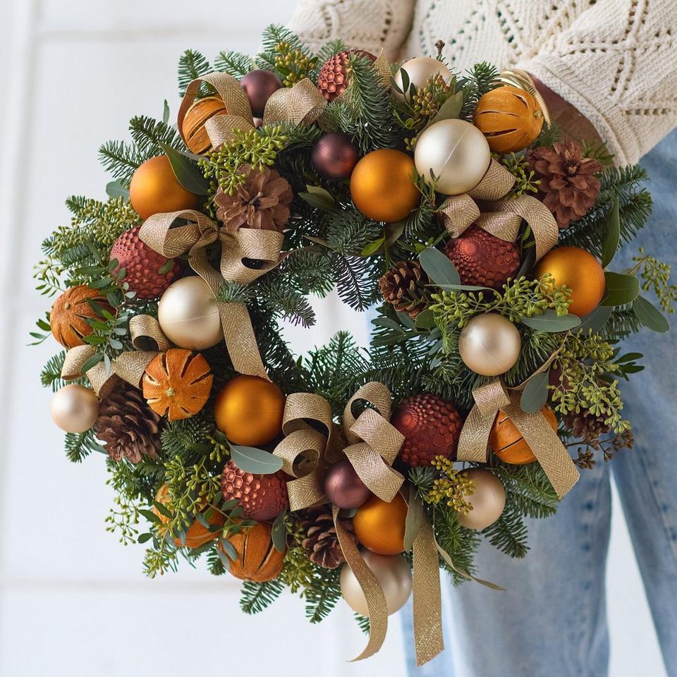 Winter Glamour Wreath