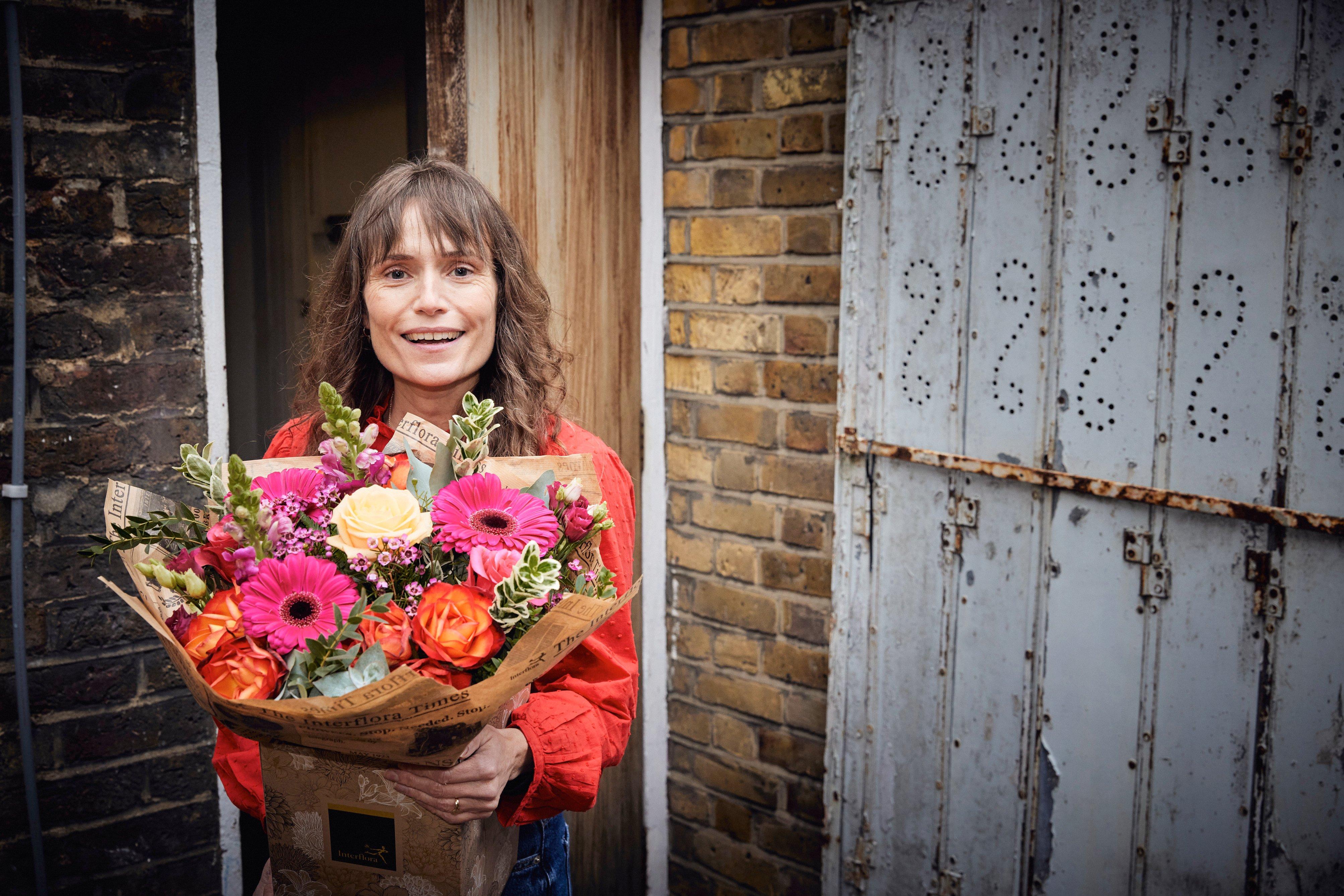 Women with big bouquet