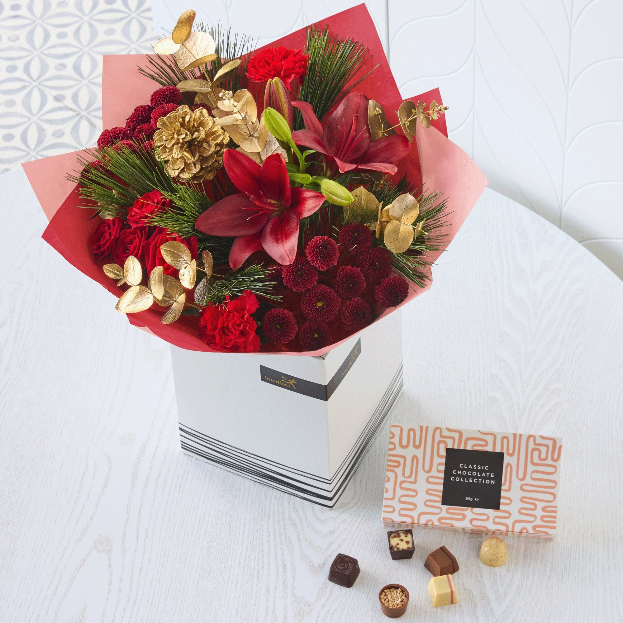 The Merry & Sweet | Chrismtas Flowers & Chocolates | Interflora