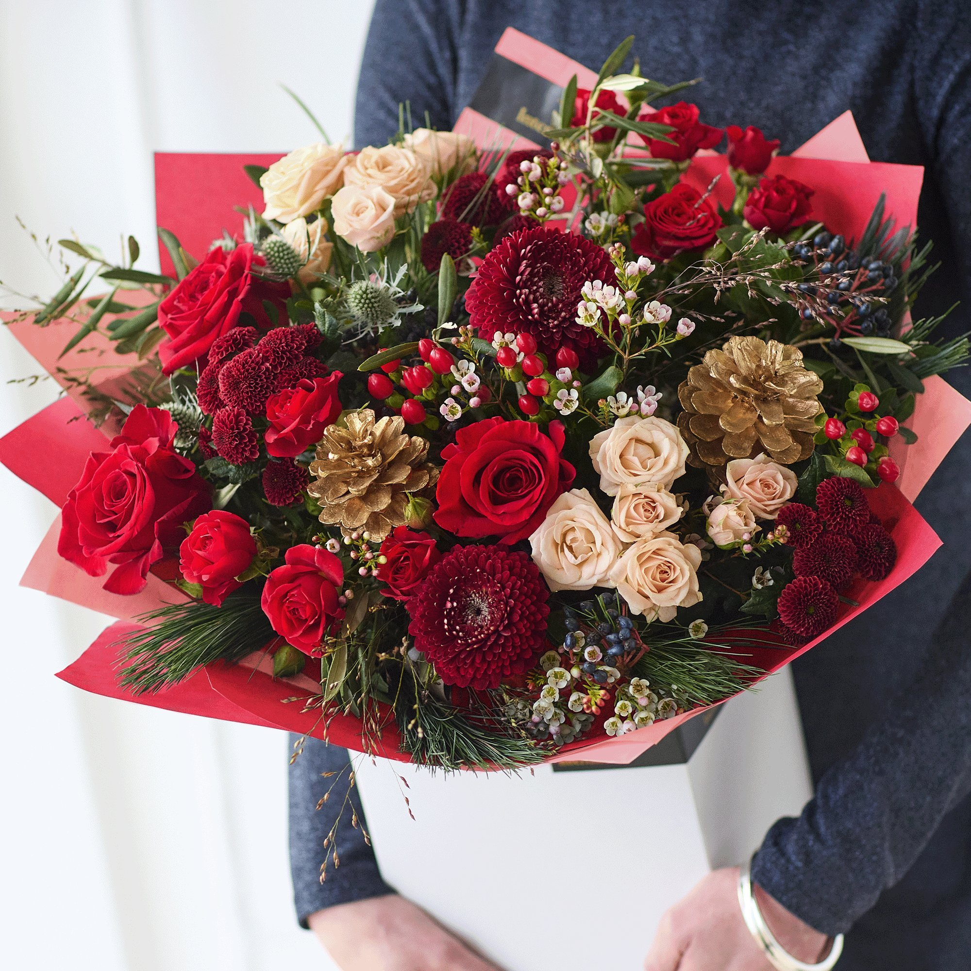 The Pure Merriment | Christmas Flowers | Interflora