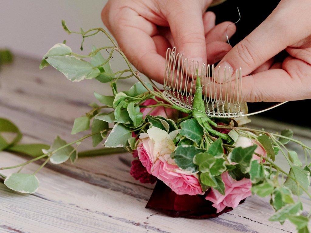 Our How to Guide to Making a Floral Hair Comb Interflora