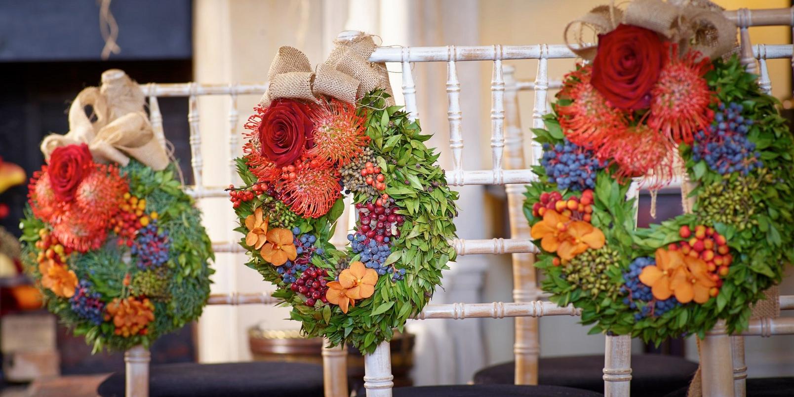 autumn-wedding-wreaths-cropped