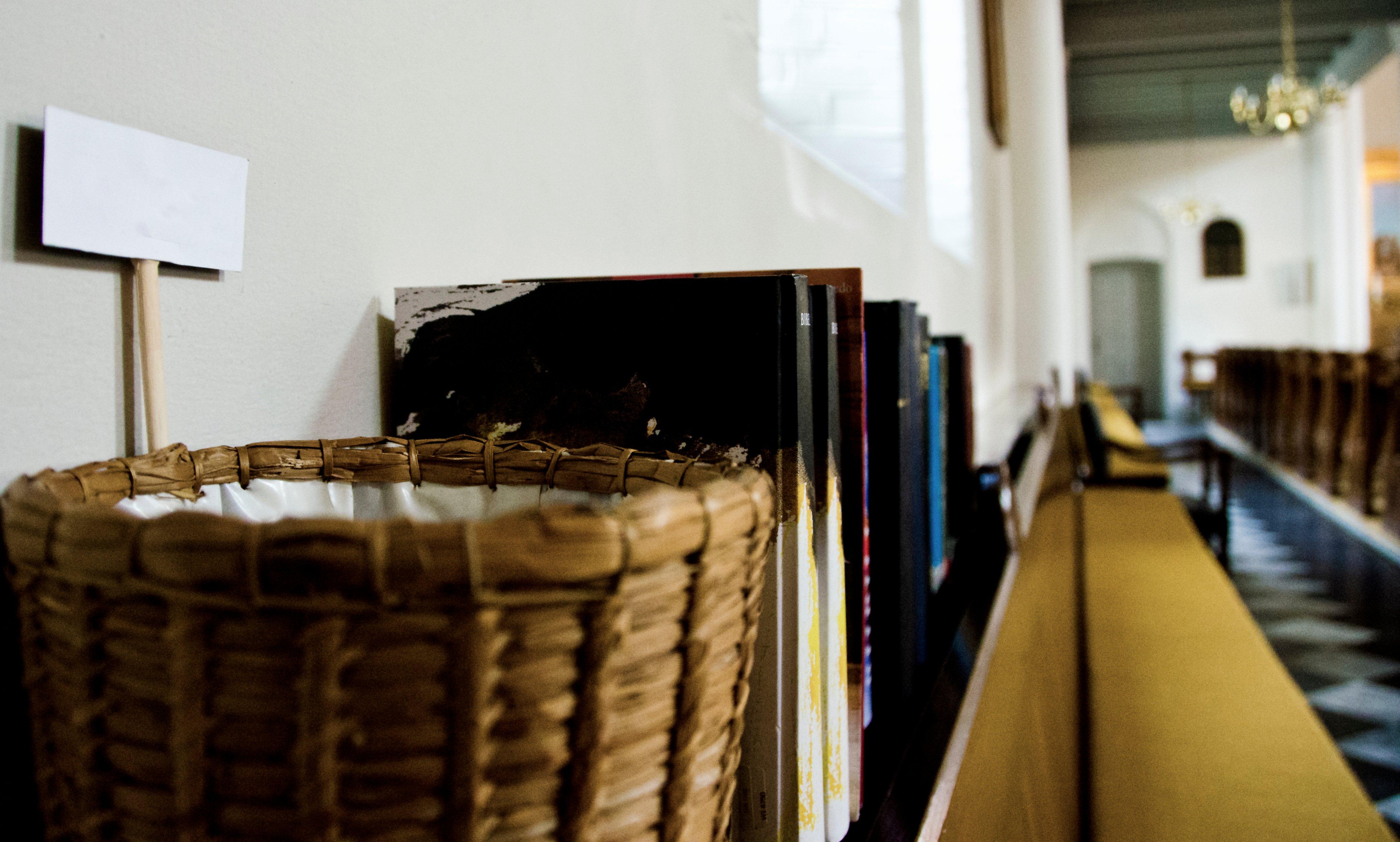 basket-funeral-messages