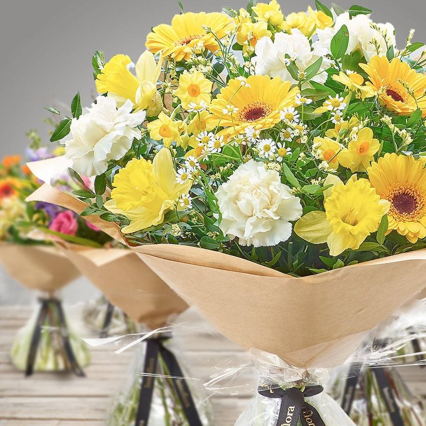 bright-yellow-white-interflora-bouquet