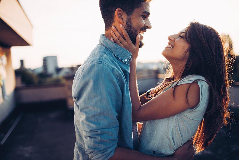 couple-embracing-love