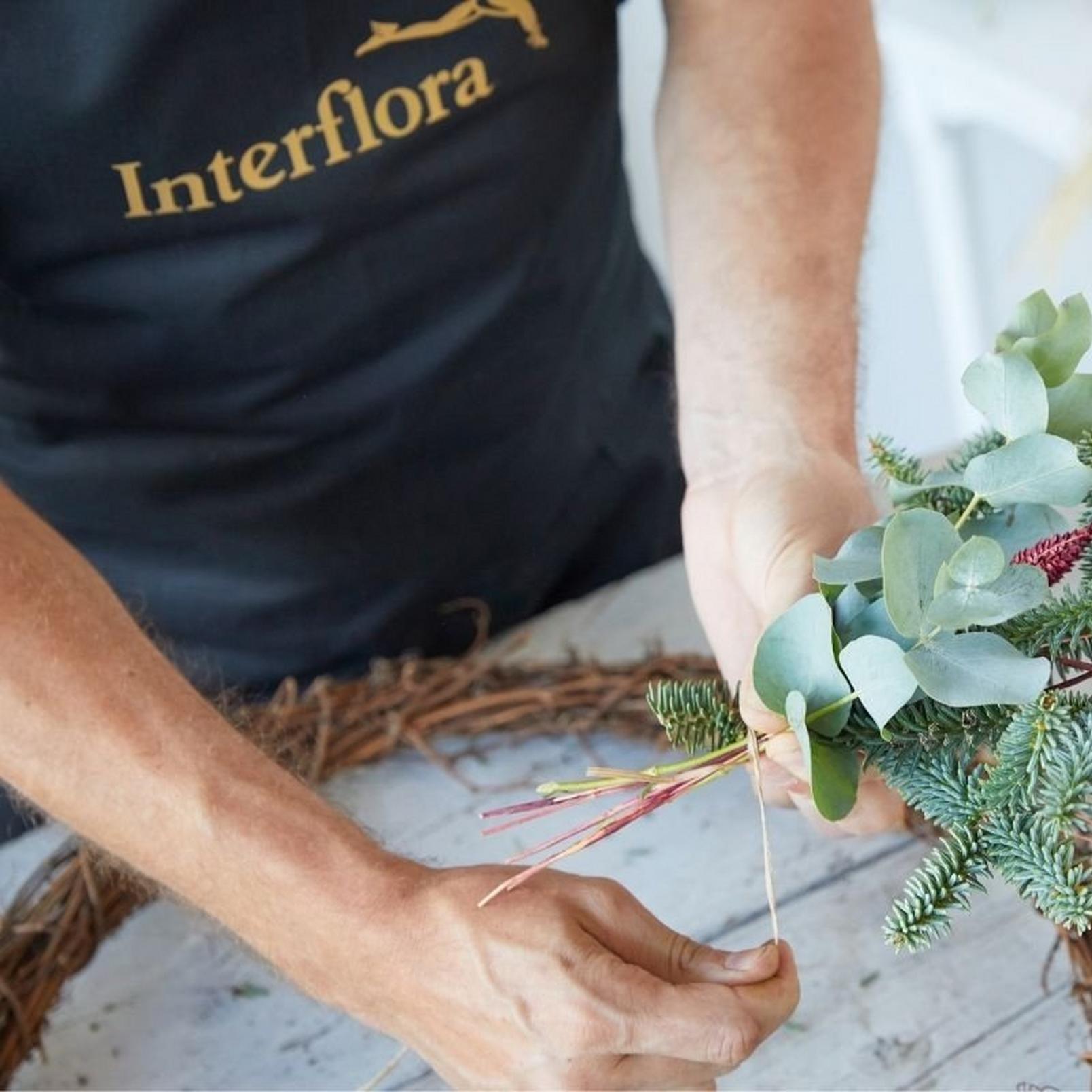 eco-friendly-wreath-1