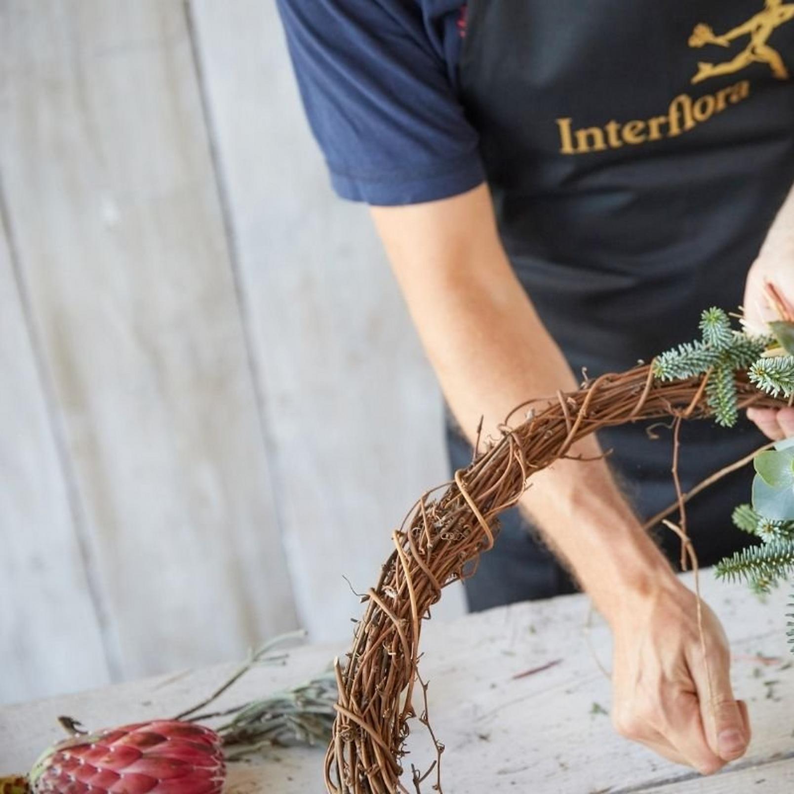 eco-friendly-wreath1-17