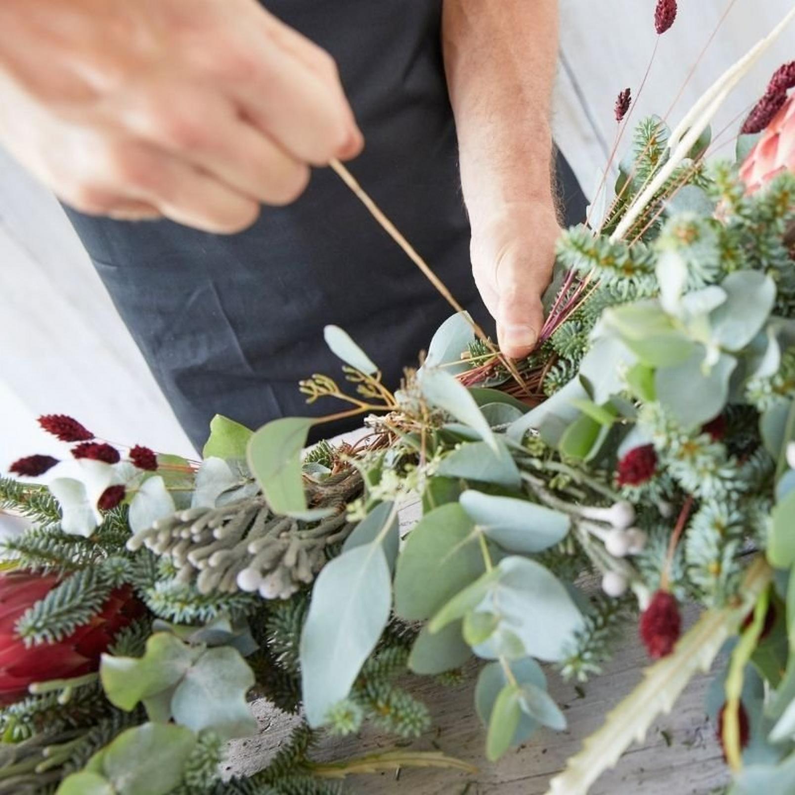 eco-friendly-wreath1-22