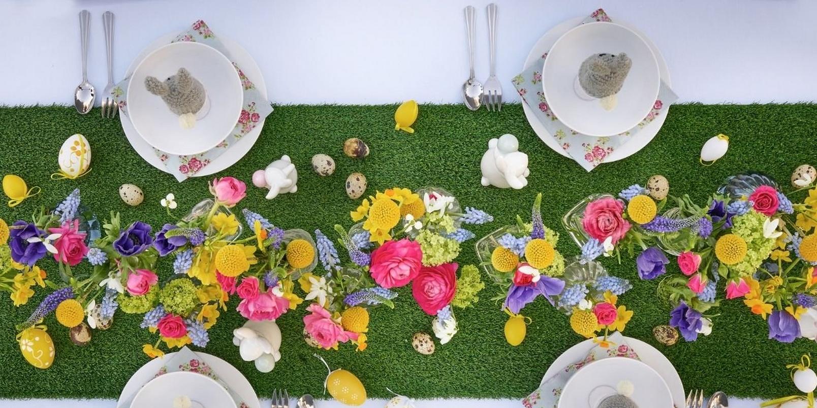 full-length-table-arrangement-pink-yellow-green
