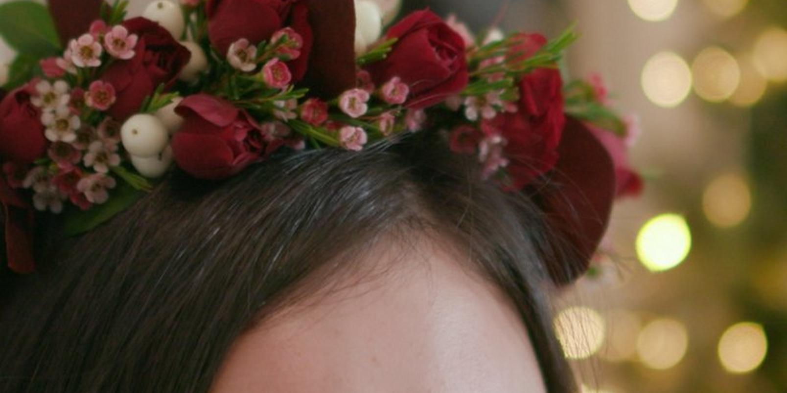 how-to-make-a-christmas-flower-crown-1