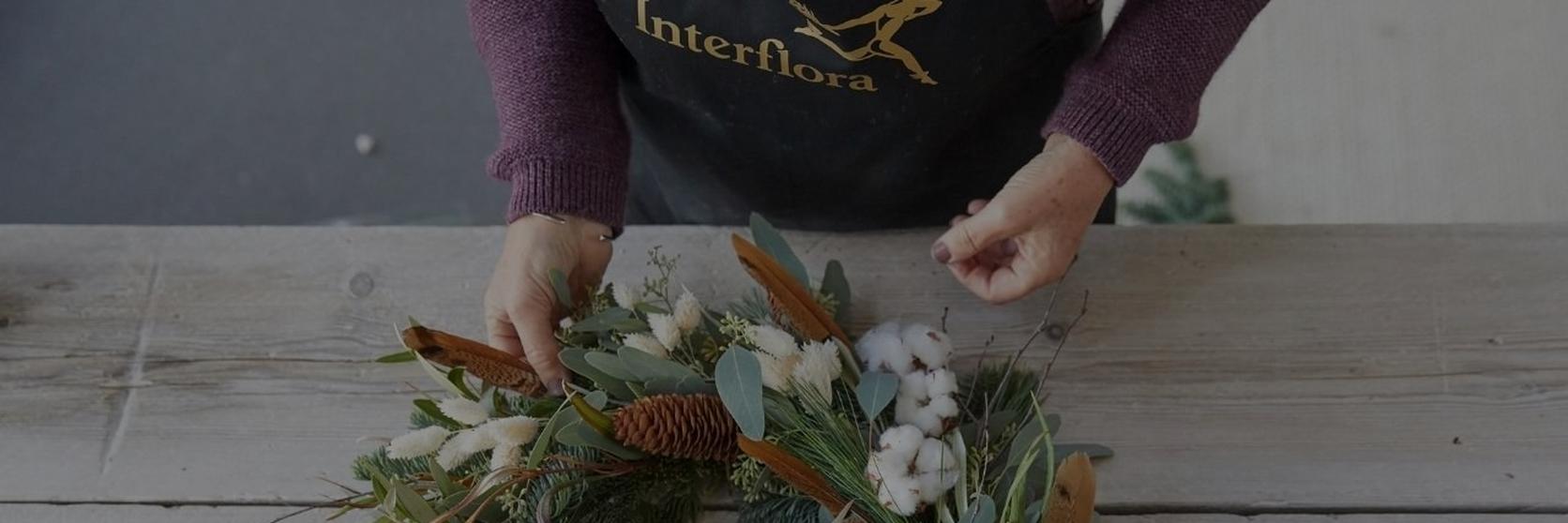 how_to_make_a_foilage_Christmas_wreath-10