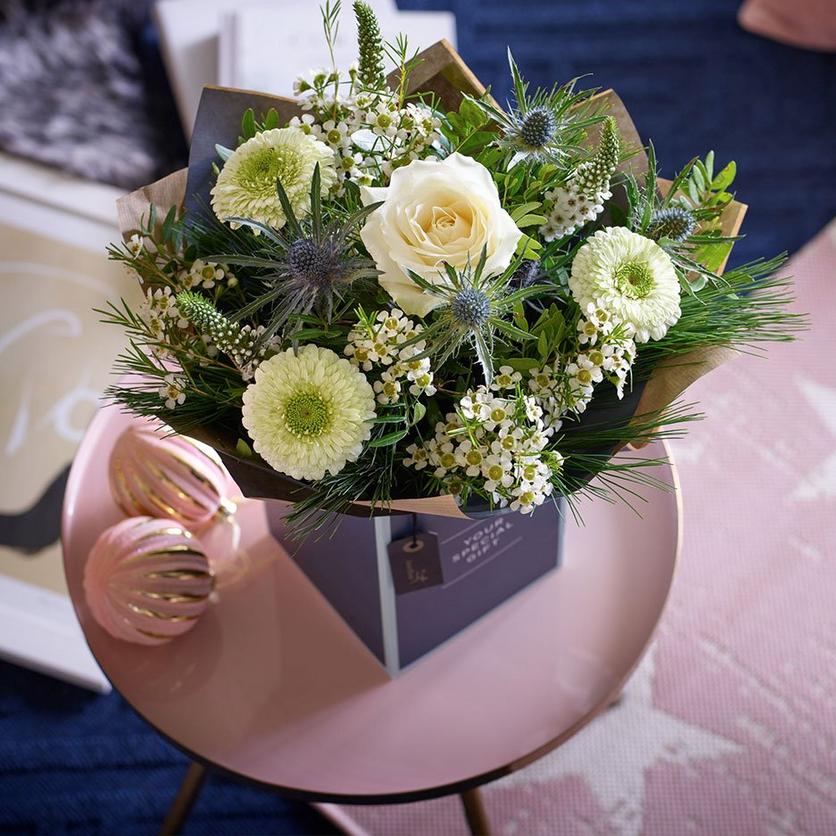 interflora-luxury-white-rose-germini-bouquet
