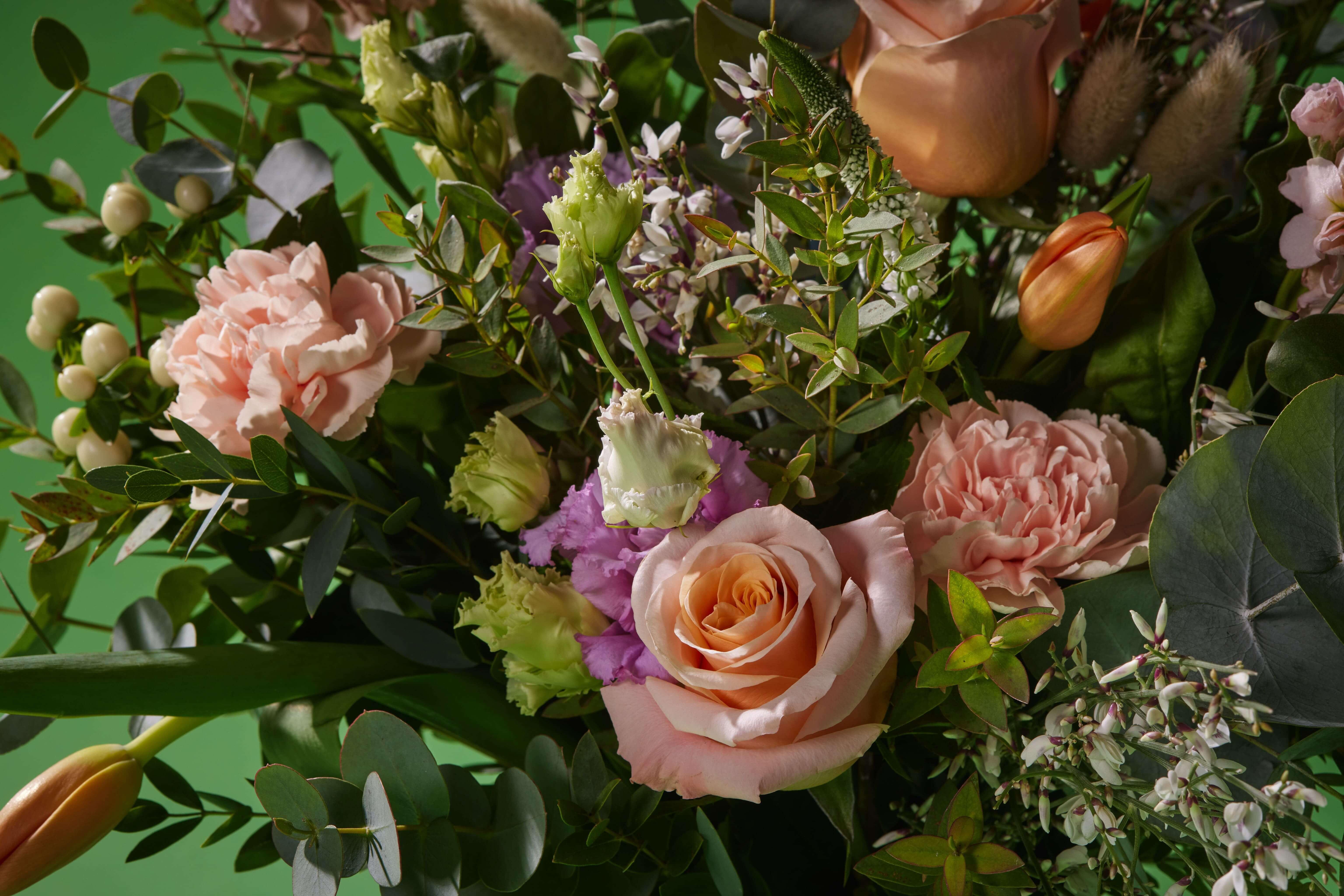 pastel-bouquet-on-green-background